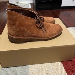 Clark's Men's Desert Boot, Brown Suede